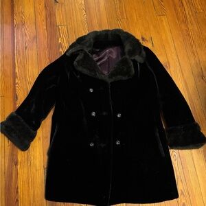 Elegant Black Faux Fur Women's Coat